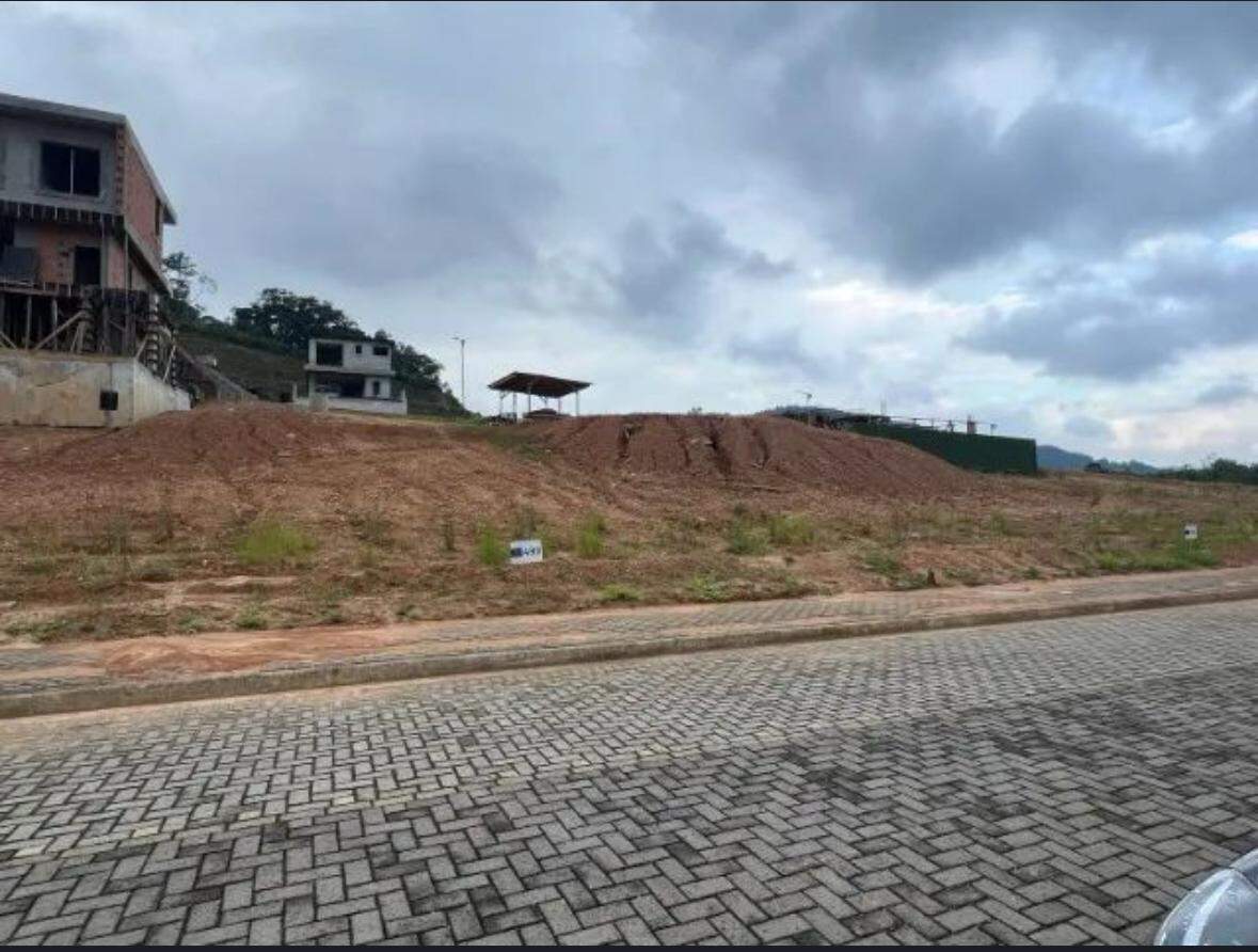Terreno em Condomínio à venda no Várzea do Ranchinho: 