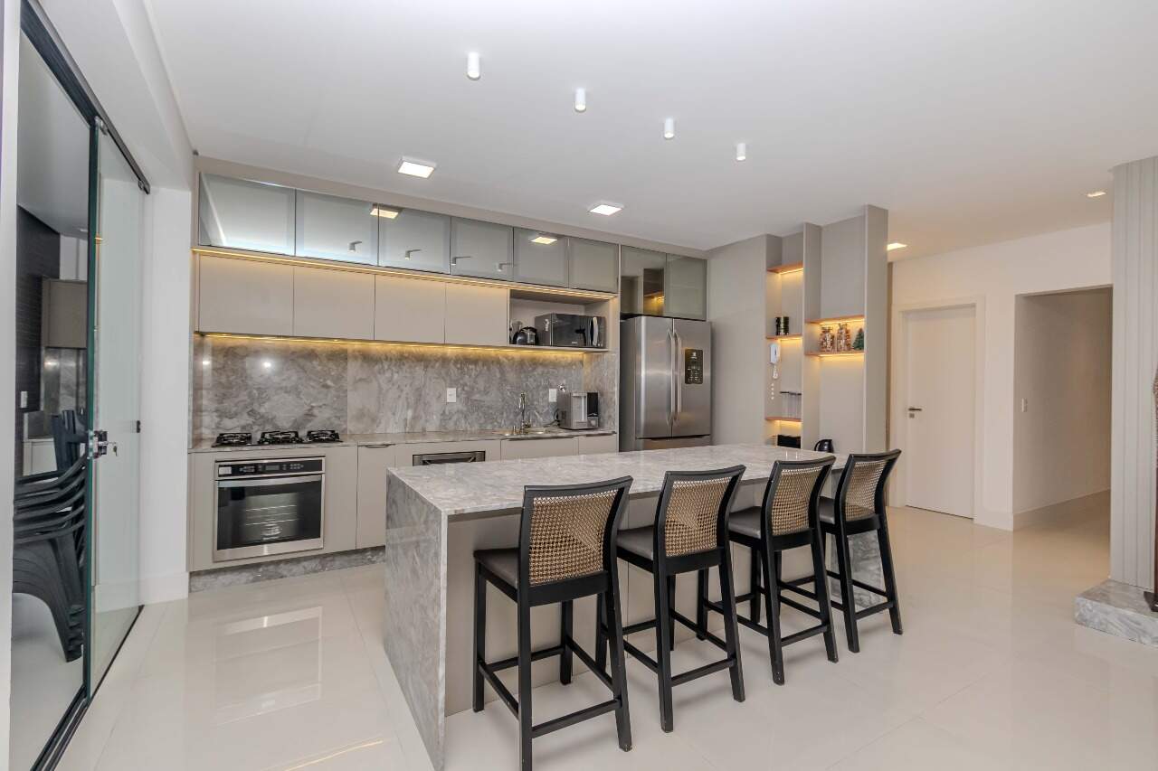 Apartamento para aluguel no Praia Brava: 
