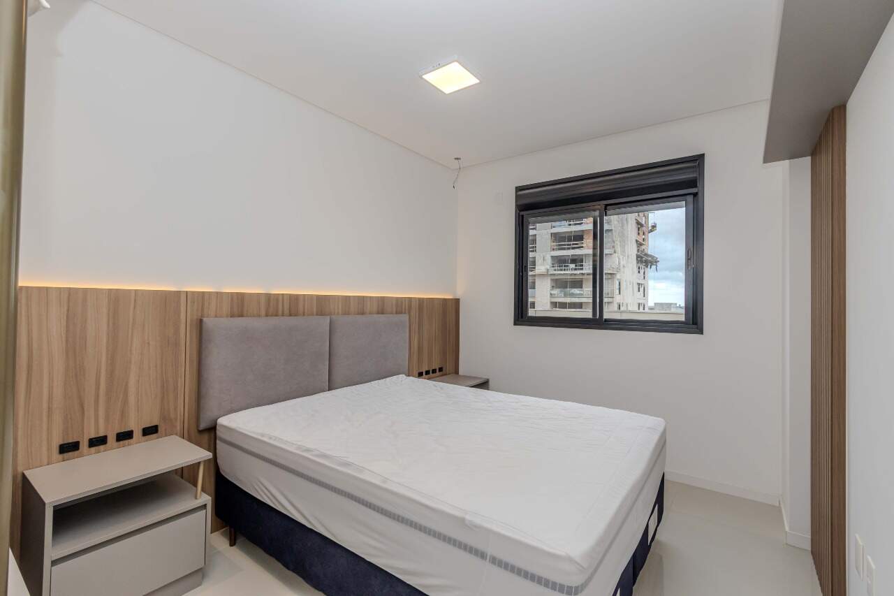 Apartamento para aluguel no Praia Brava: 