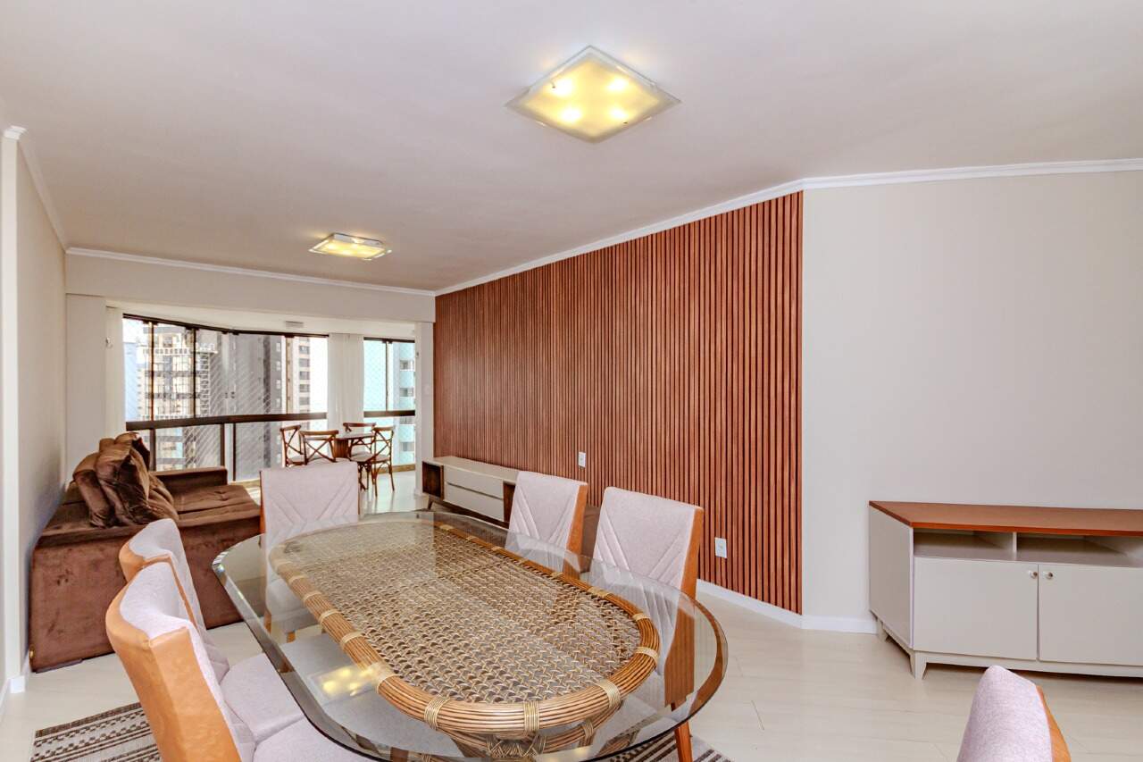 Apartamento para aluguel no Centro: 