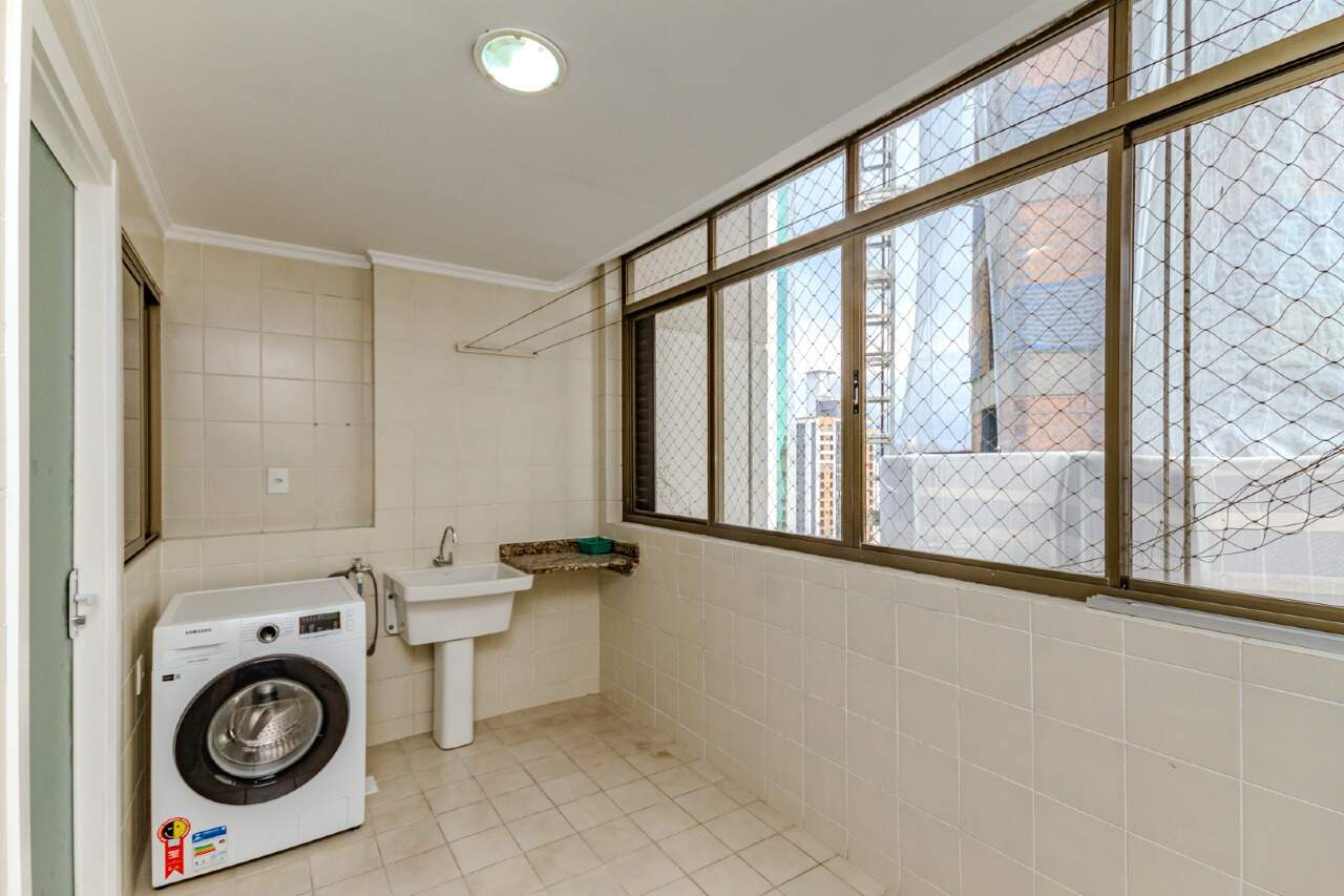 Apartamento para aluguel no Centro: 