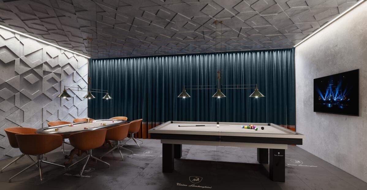 Apartamento à venda no Barra Sul: Sala de jogos com mesa de bilhar e mesa de cartas (imagem ilustrativa)