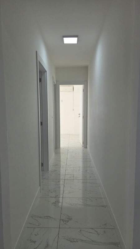 Apartamento à venda no Fazenda: Corredor dos dormitórios