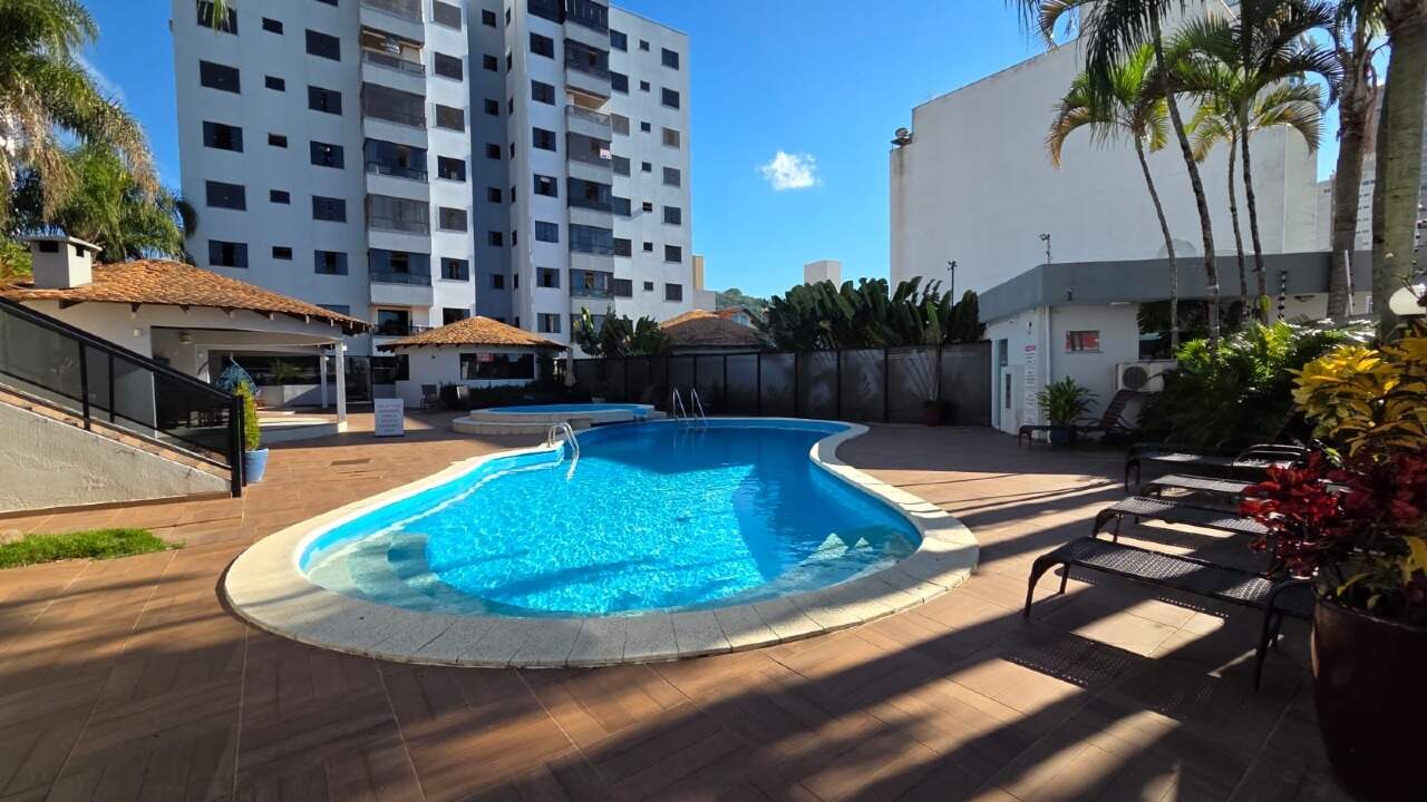 Apartamento à venda no Fazenda: Piscina adulto do condomínio