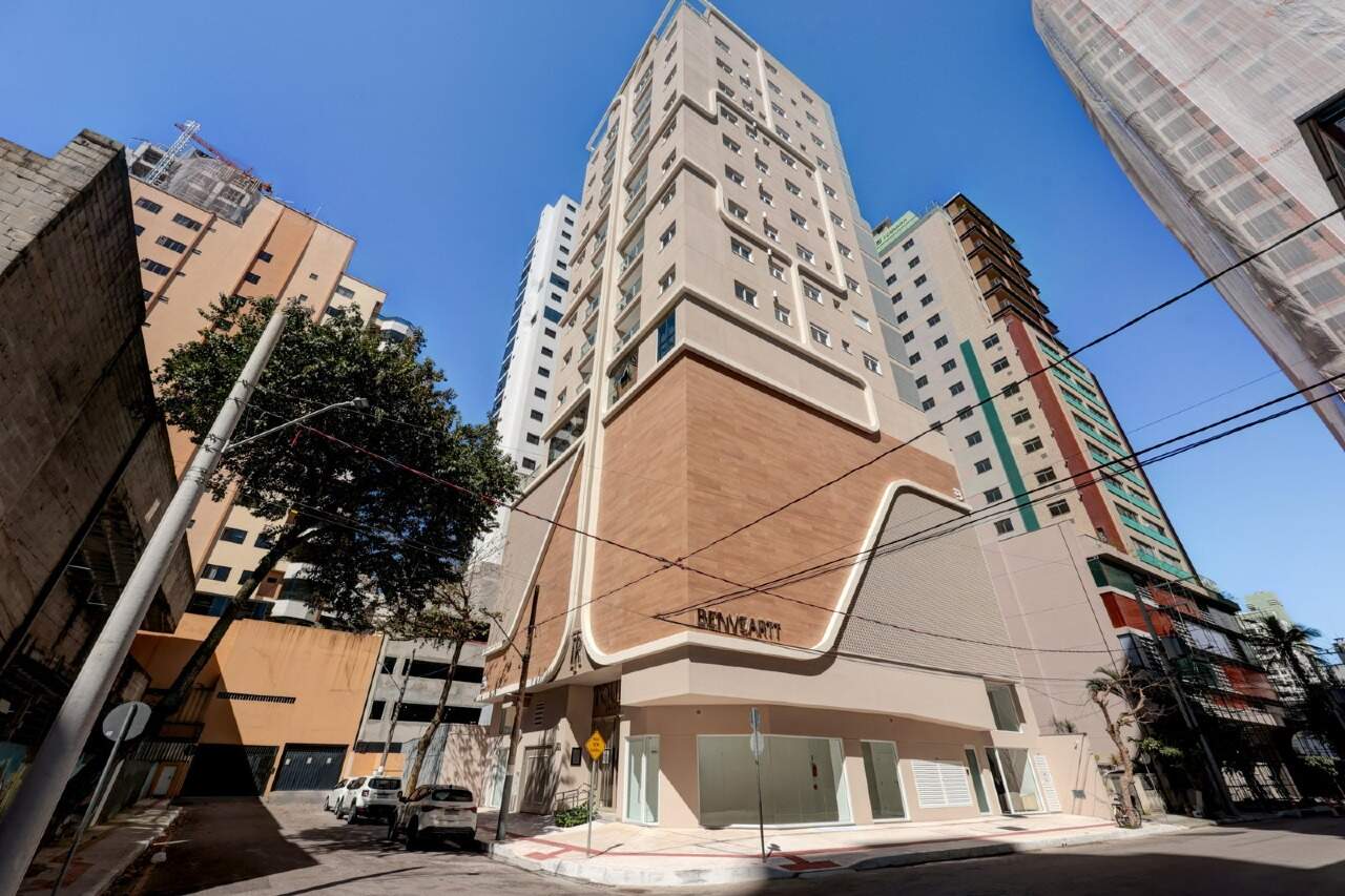 Cobertura à venda no Centro: Toulon Residence pronto, na esquina da Rua 1926 com a Rua 1922, Centro de BC
