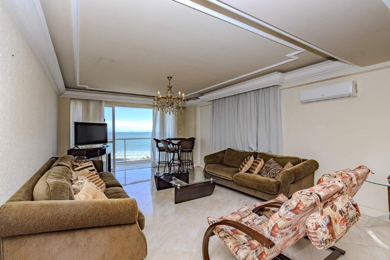 Apartamento para aluguel no Centro: 