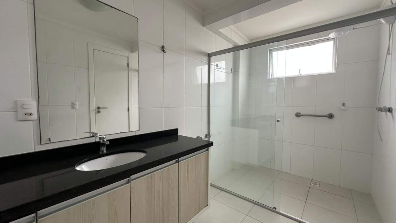 Apartamento para aluguel no Pioneiros: