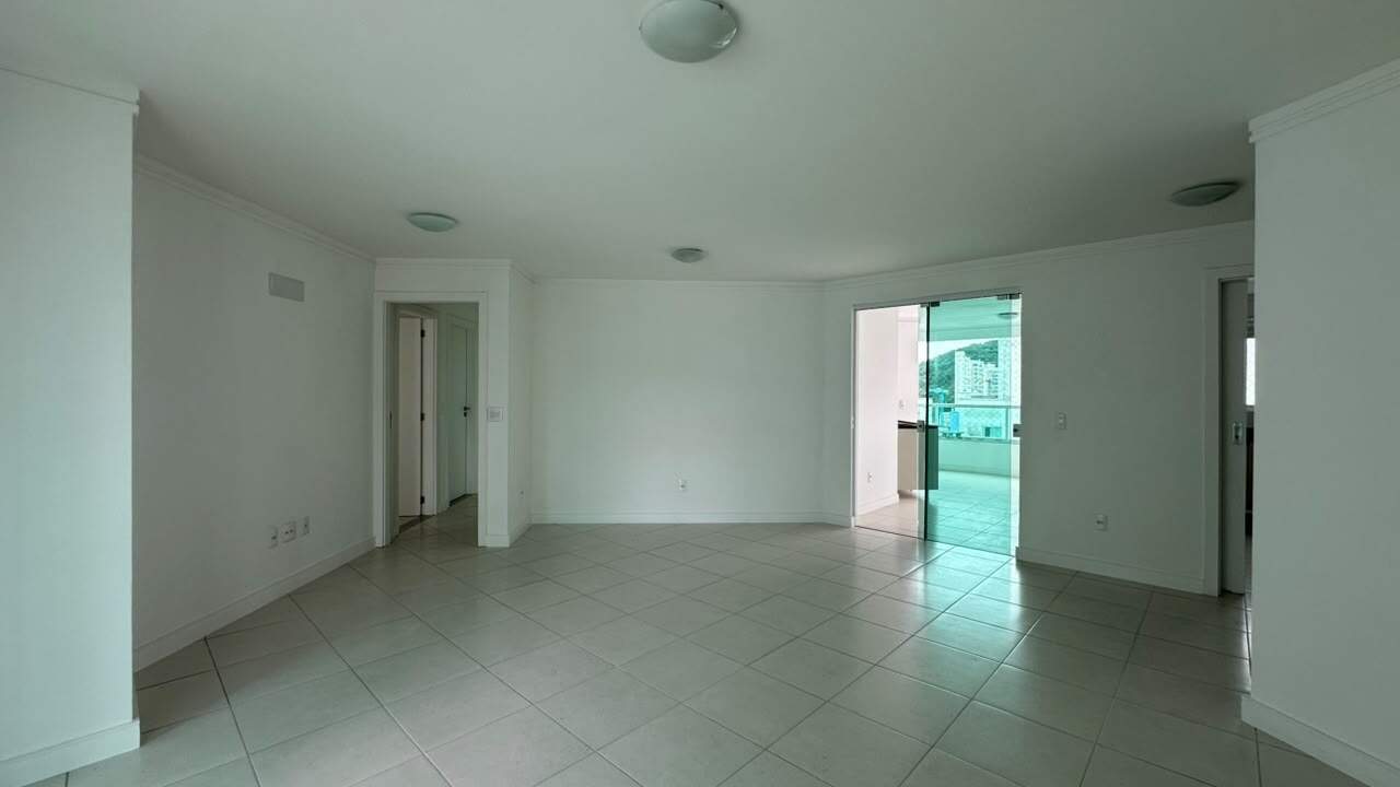 Apartamento para aluguel no Pioneiros:
