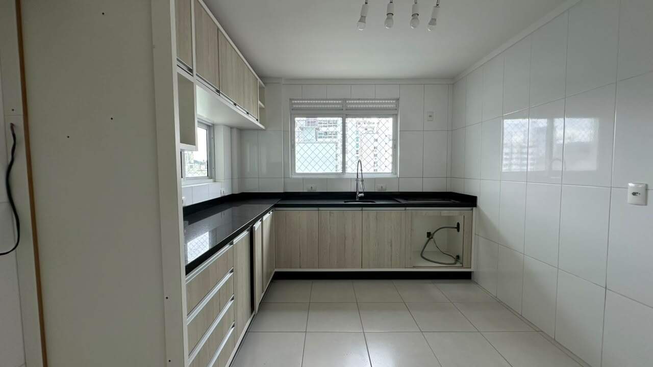 Apartamento para aluguel no Pioneiros: