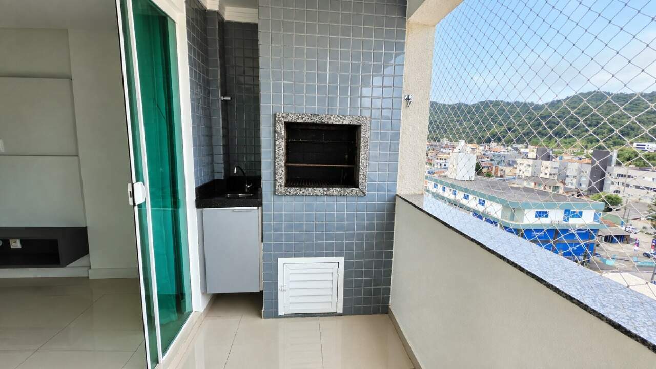 Apartamento para aluguel no Nações: 