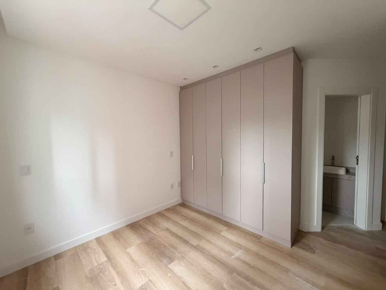 Apartamento para aluguel no Centro: 