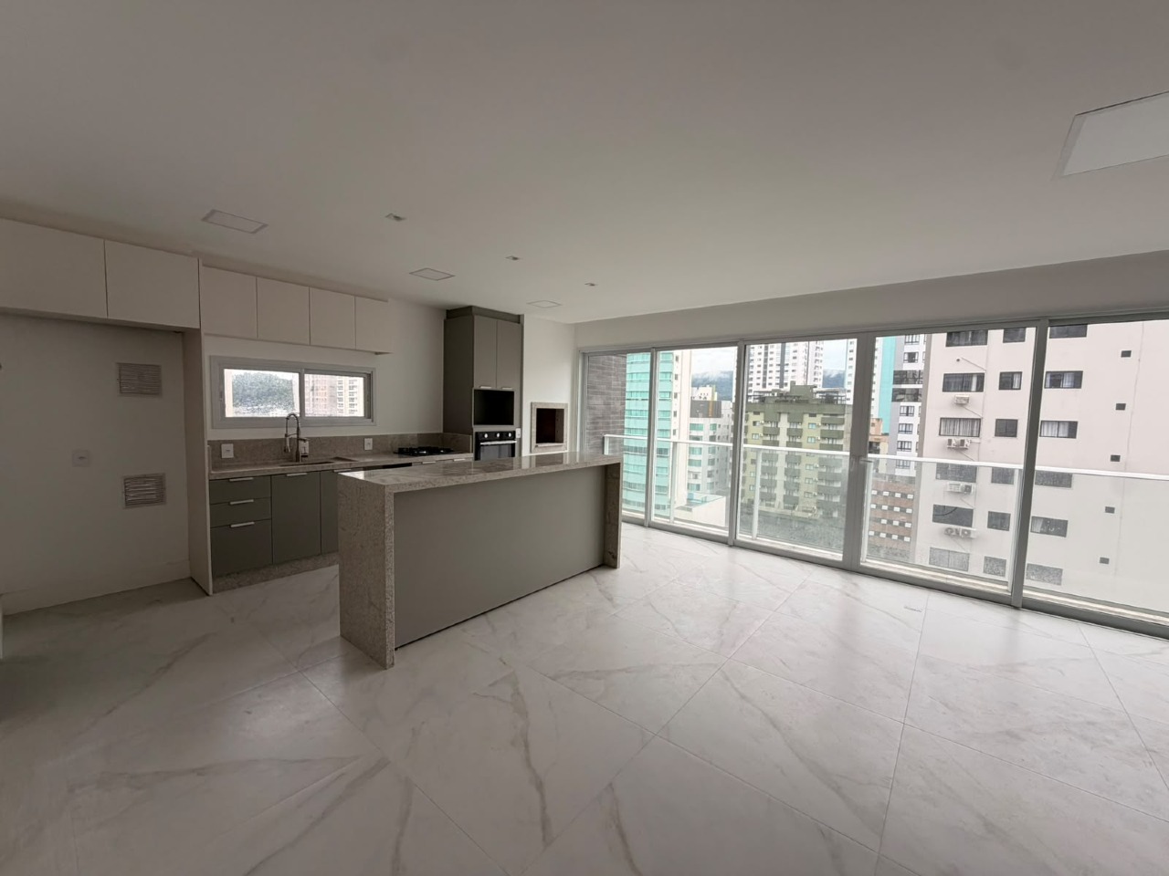 Apartamento para aluguel no Centro: 