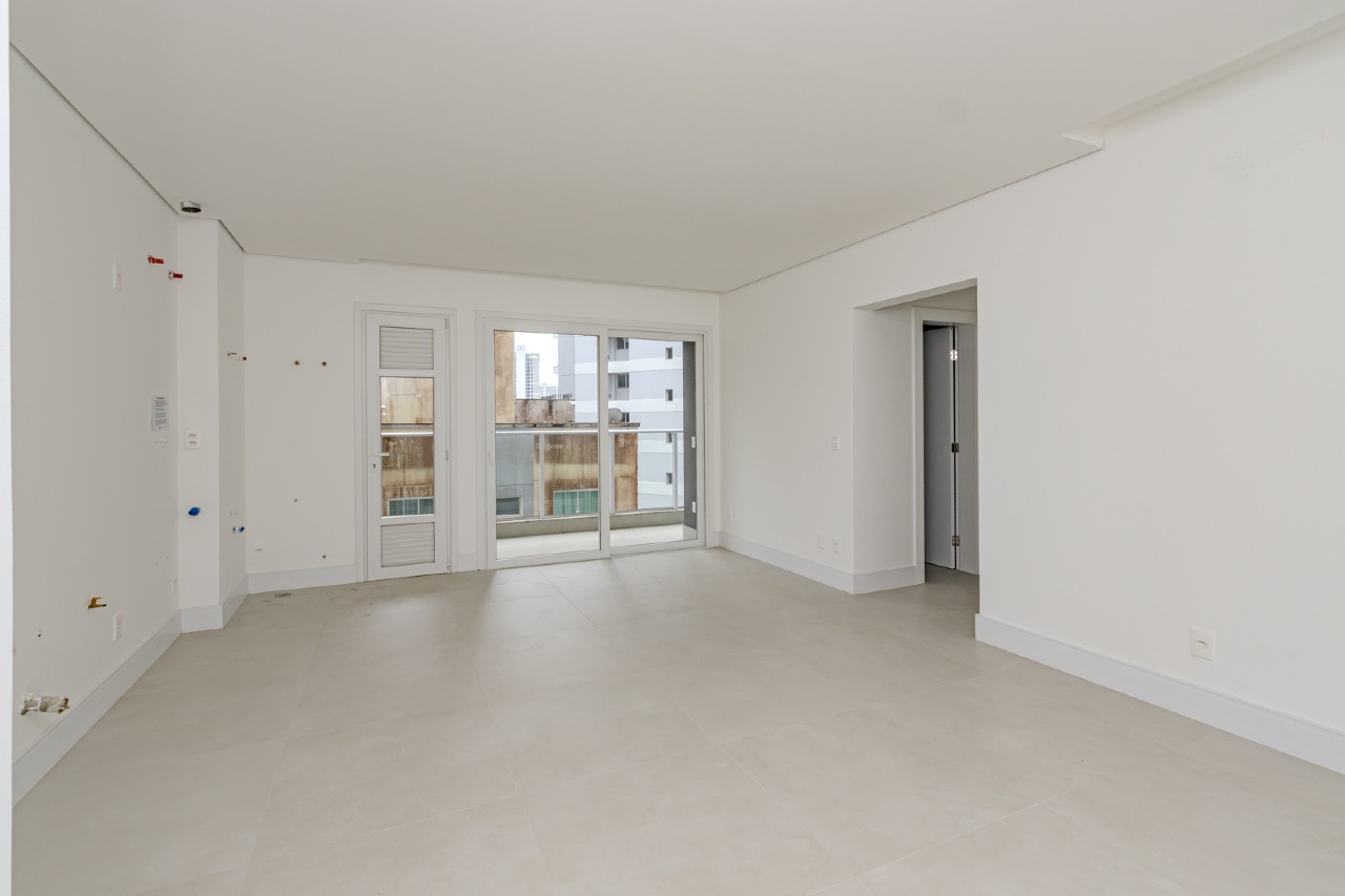 Apartamento à venda no Praia Brava: 