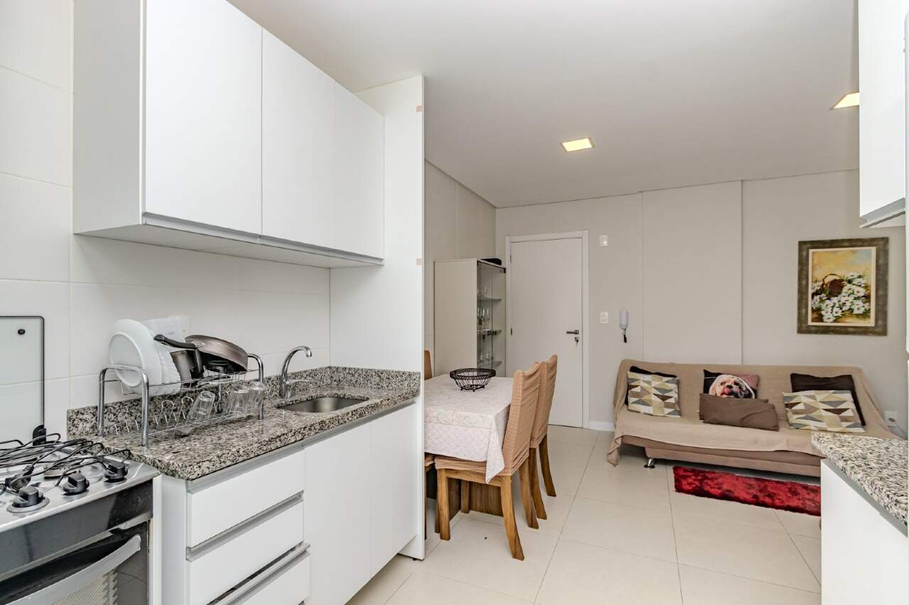 Apartamento à venda no Praia Brava: Cozinha integrada à sala de estar