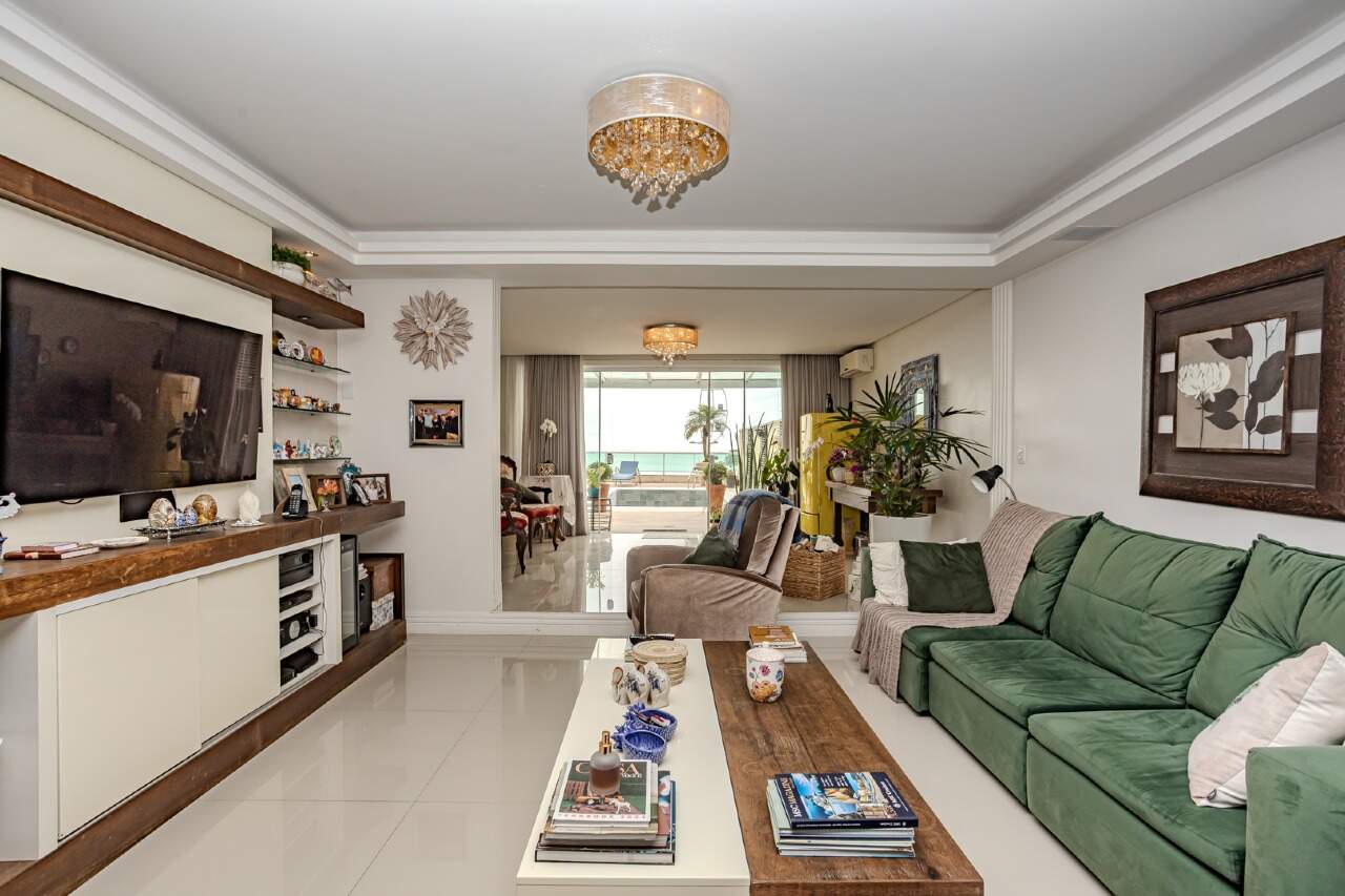 Apartamento diferenciado à venda no Centro: 
