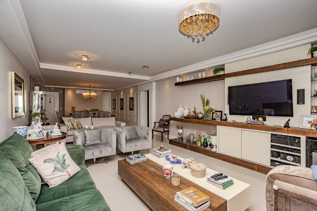 Apartamento diferenciado à venda no Centro: 