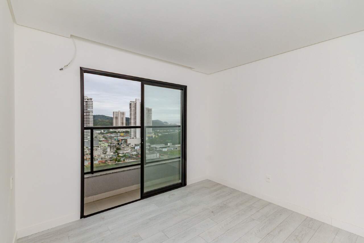 Apartamento à venda no Praia Brava: 