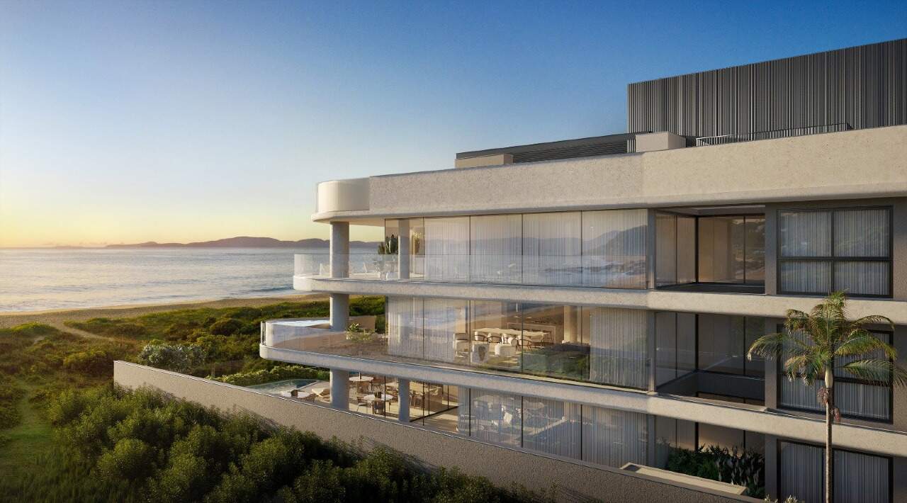 Cobertura à venda no Praia do Estaleiro: Torre do Ená de frente para a praia ao entardecer (imagem ilustrativa)