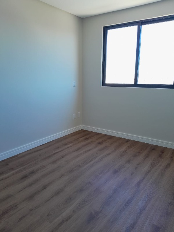 Apartamento à venda no Centro: Dormitório com janela ampla