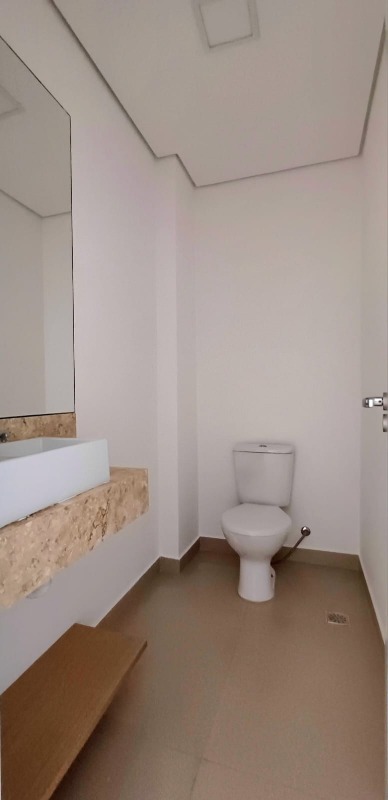 Apartamento à venda no Centro: Lavabo