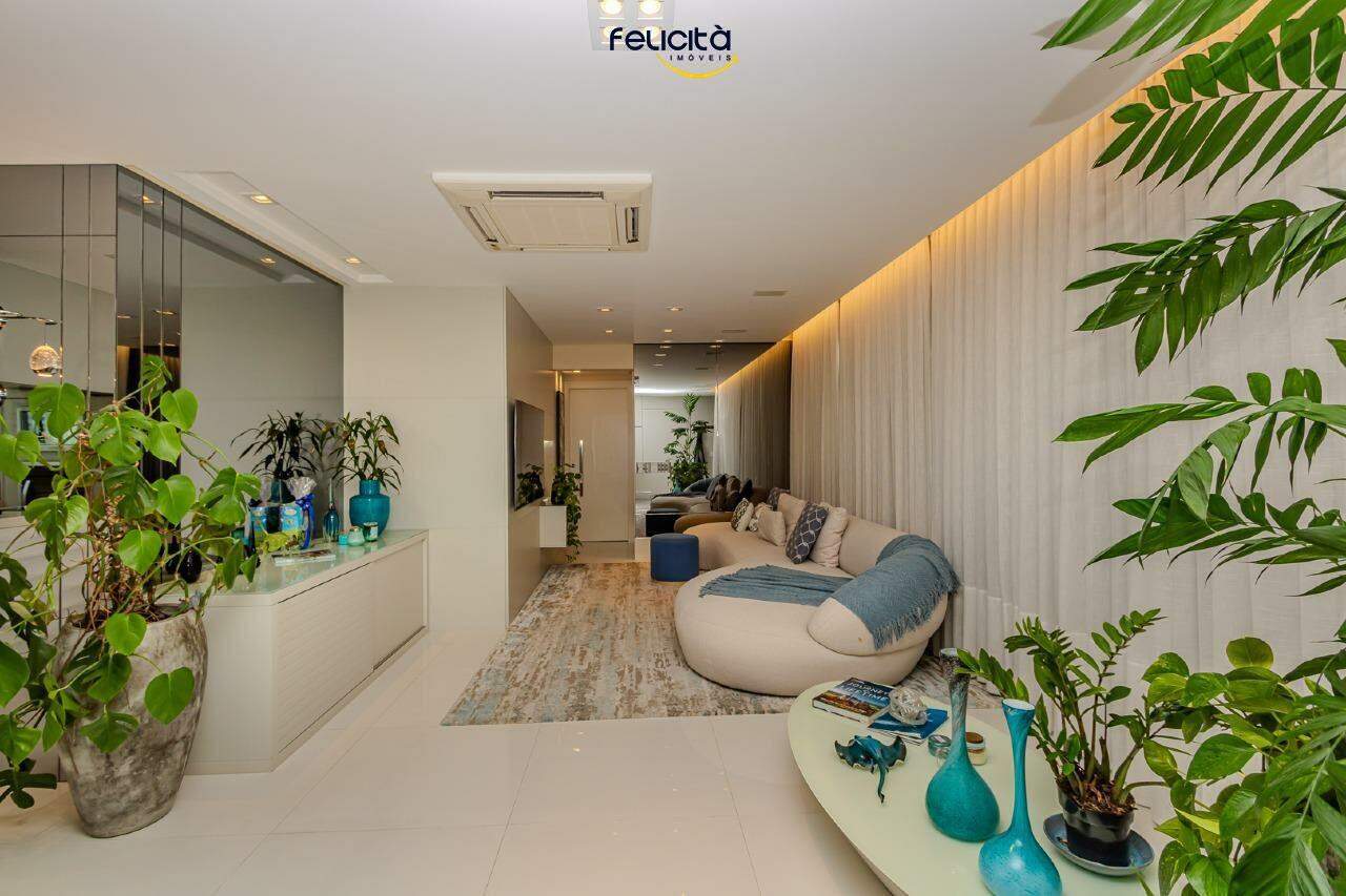 Apartamento de 3 quartos, 137m² no bairro Centro, em Balneário Camboriú | Eu Corretor