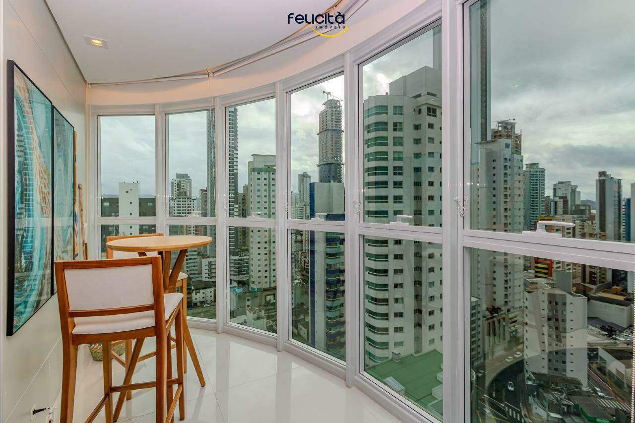 Apartamento de 3 quartos, 137m² no bairro Centro, em Balneário Camboriú | Eu Corretor