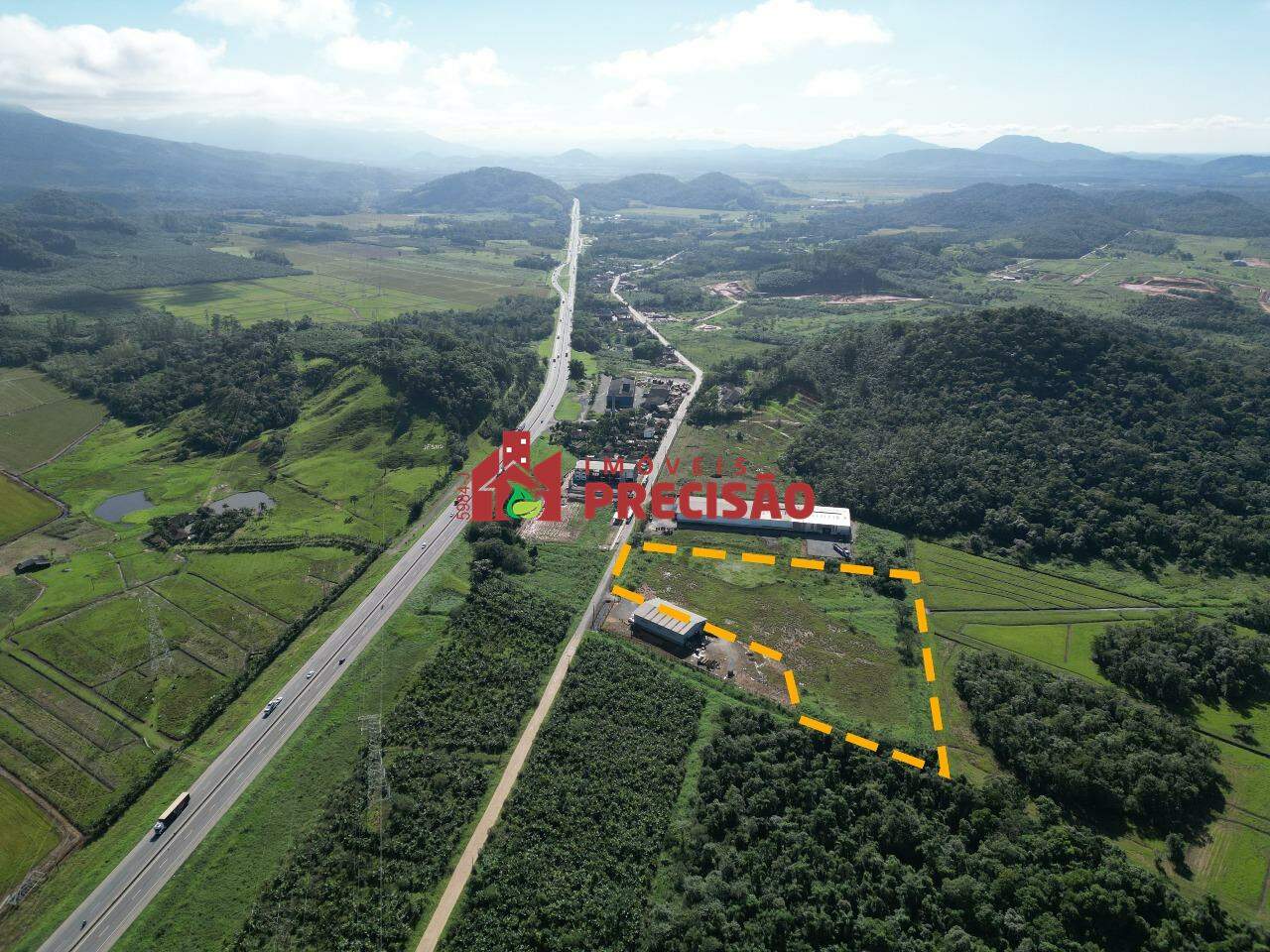 Lote à venda no Industriais: 