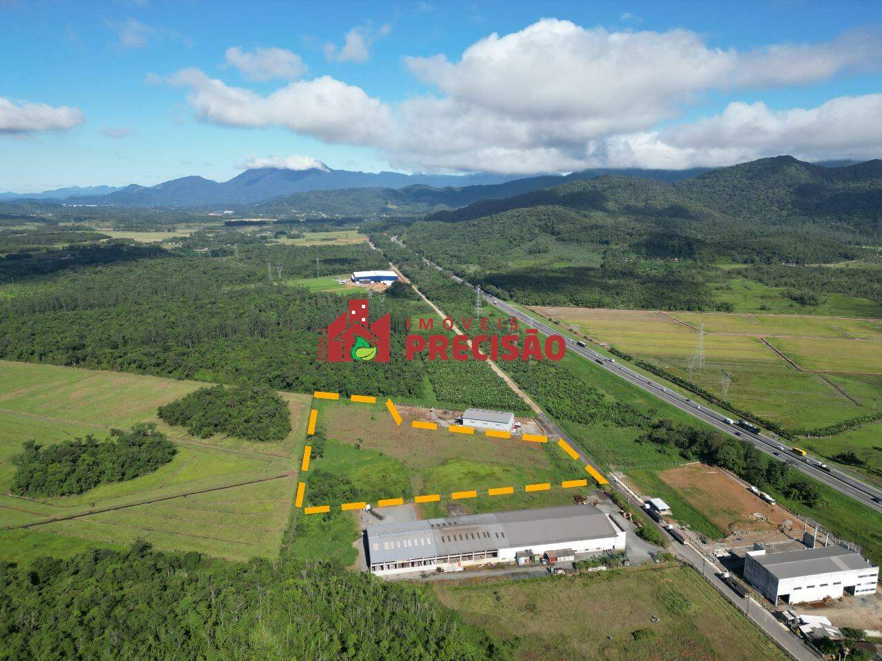 Lote à venda no Industriais: 