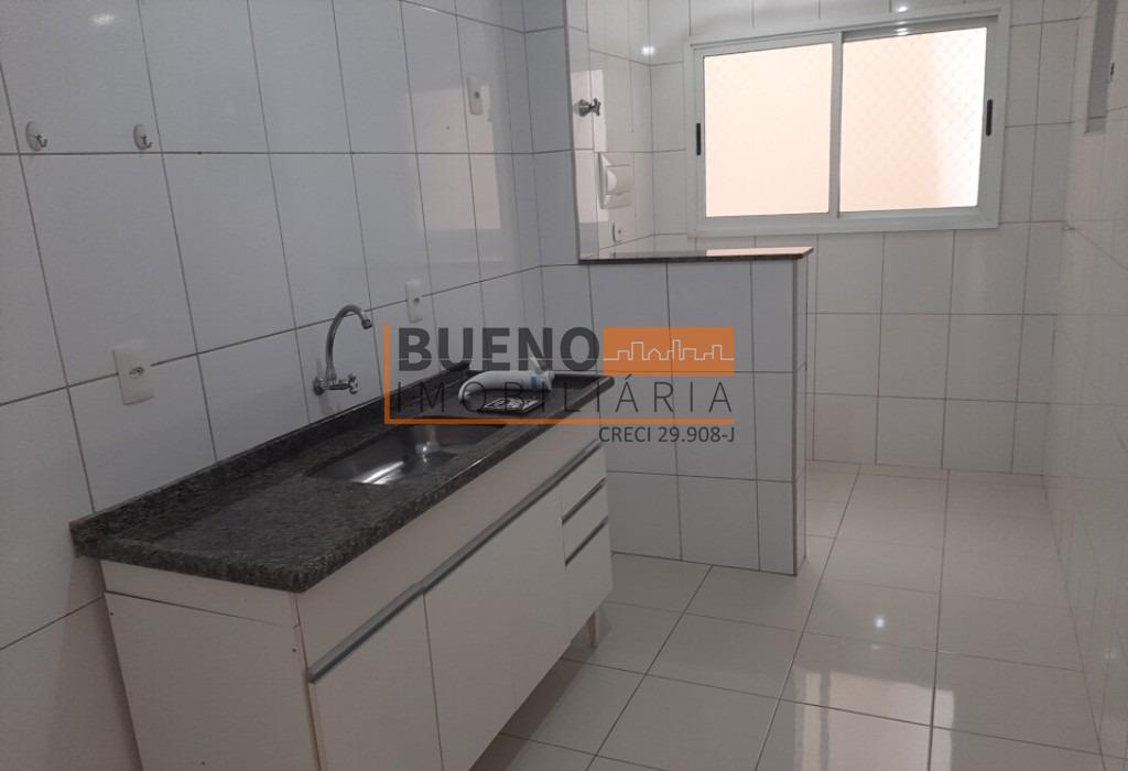 Apartamento para aluguel no Jardim Santa Rosa: 