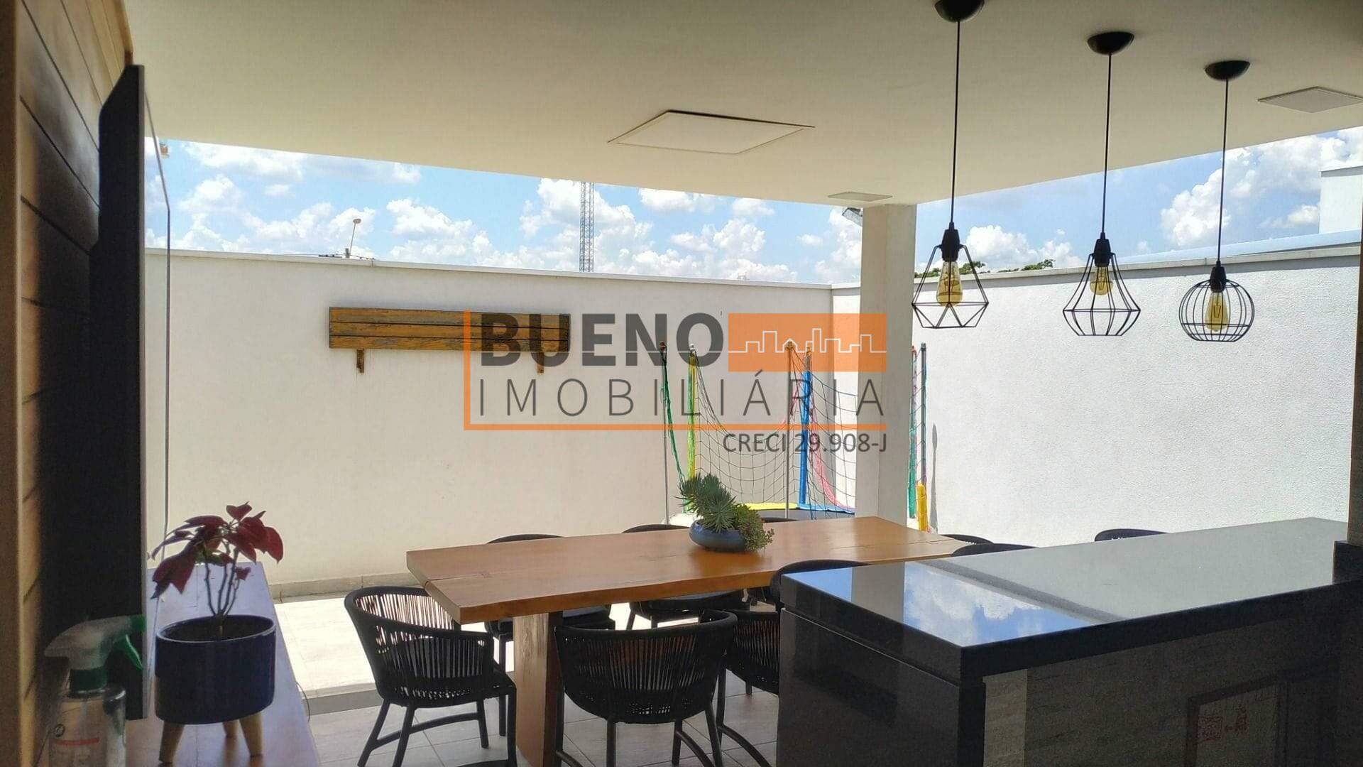 Casa à venda no Jardim das Flores: 