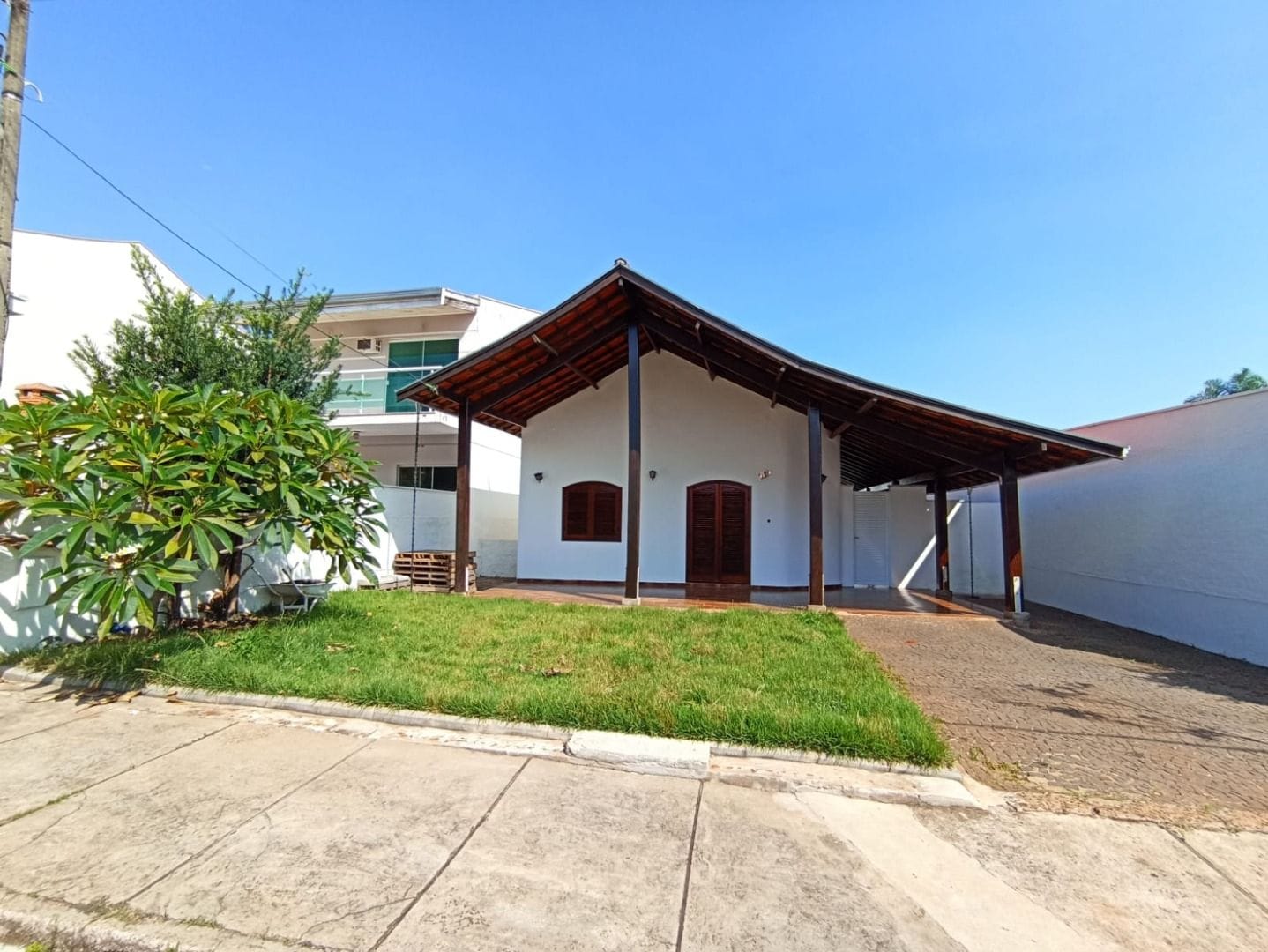 Casa à venda no Iate Clube de Americana: 