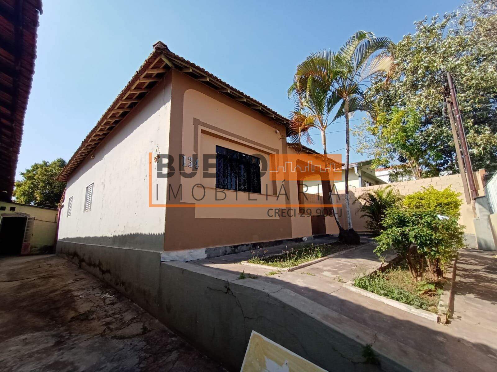 Casa à venda no Centro: 