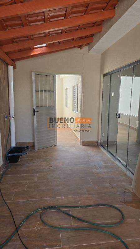 Casa à venda no Conjunto Habitacional dos Trabalhadores: 
