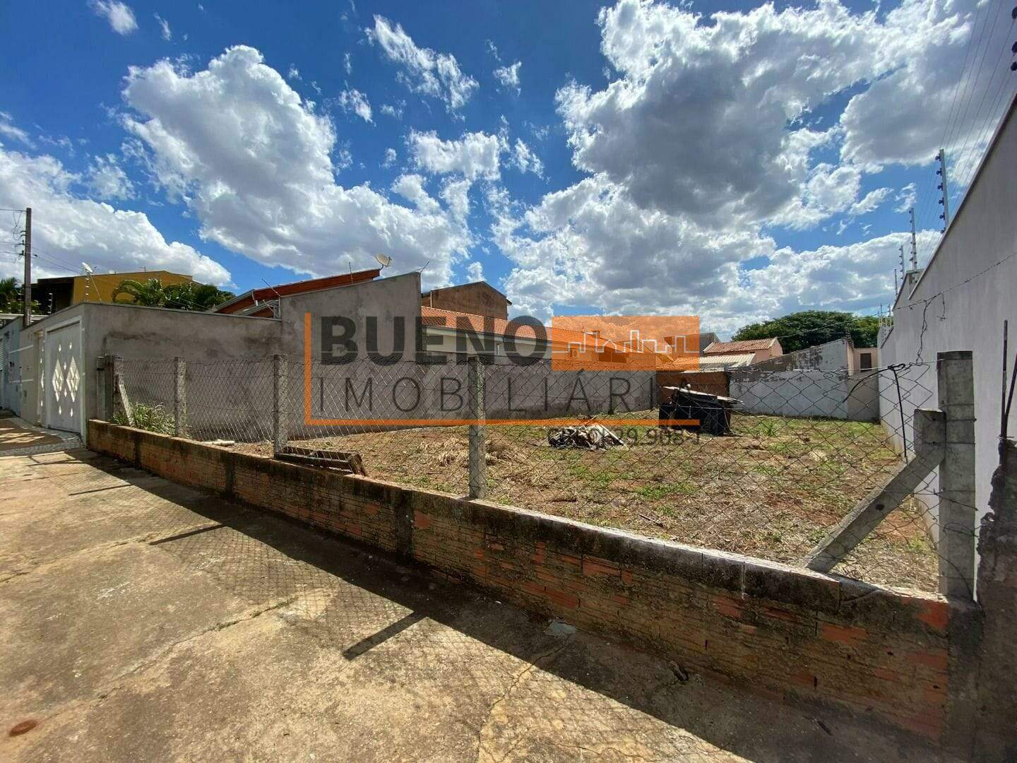 Terreno à venda no Parque Residencial Jaguari: 