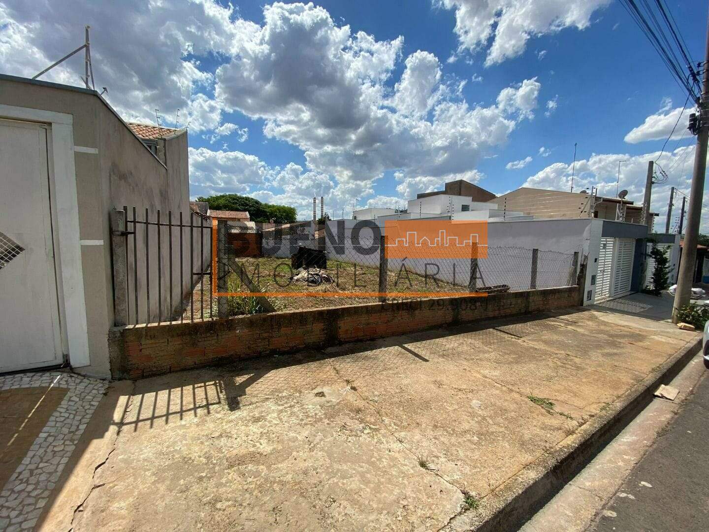 Terreno à venda no Parque Residencial Jaguari: 