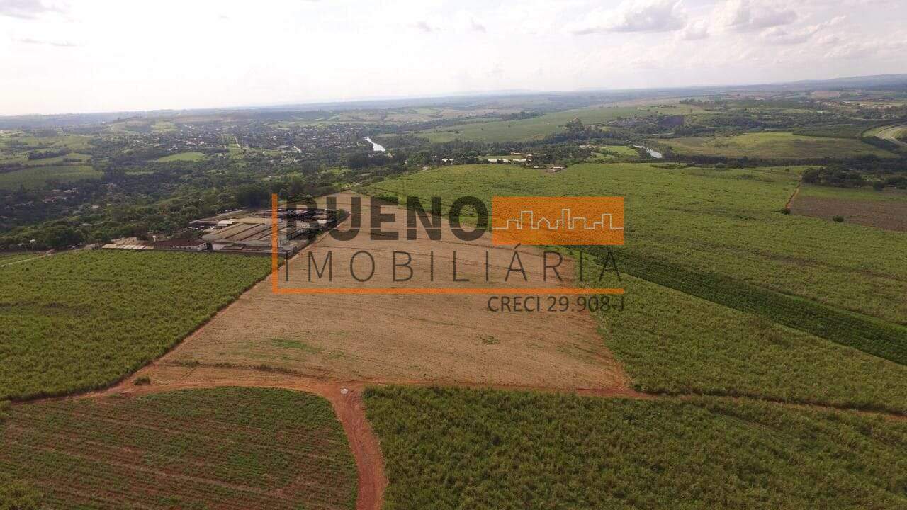 Terreno à venda no Vale da Cigarra: 