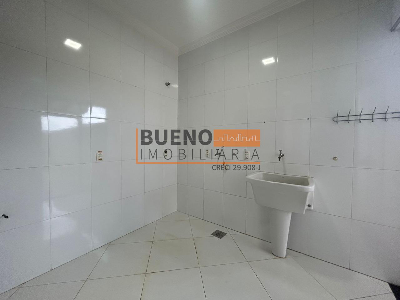 Casa para aluguel no Jardim Dona Regina: 