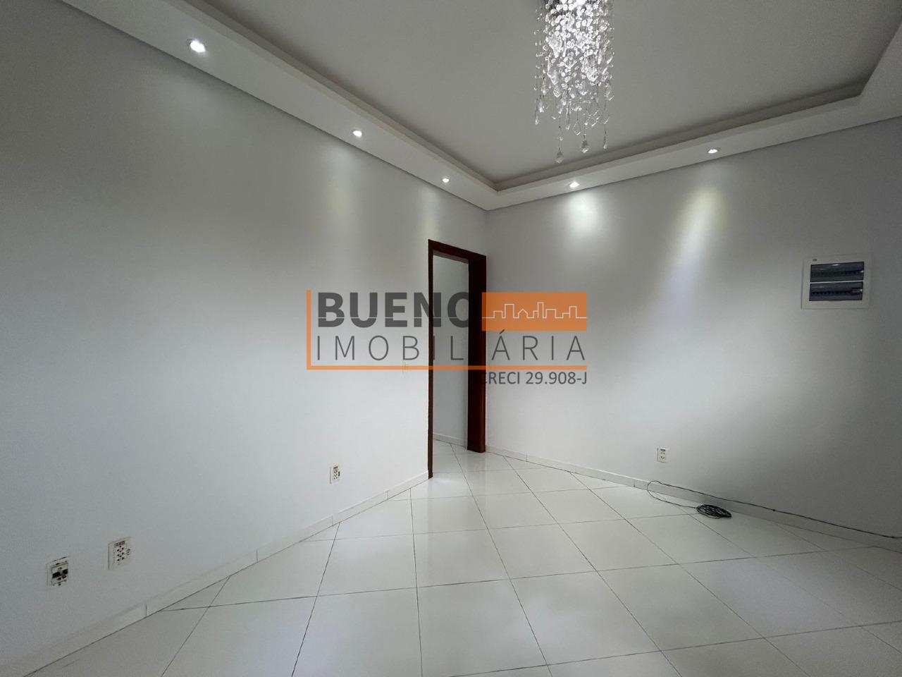 Casa para aluguel no Jardim Dona Regina: 