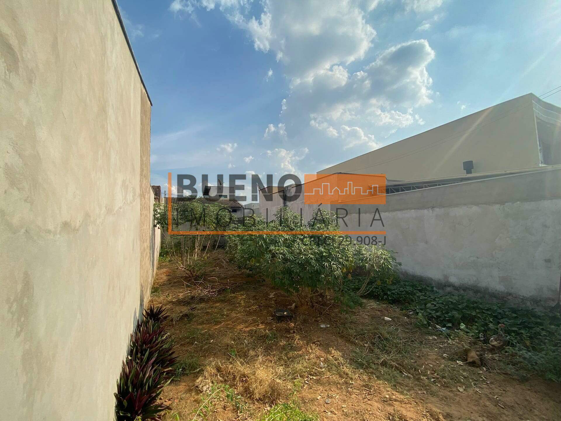 Terreno à venda no Jardim da Balsa II: 