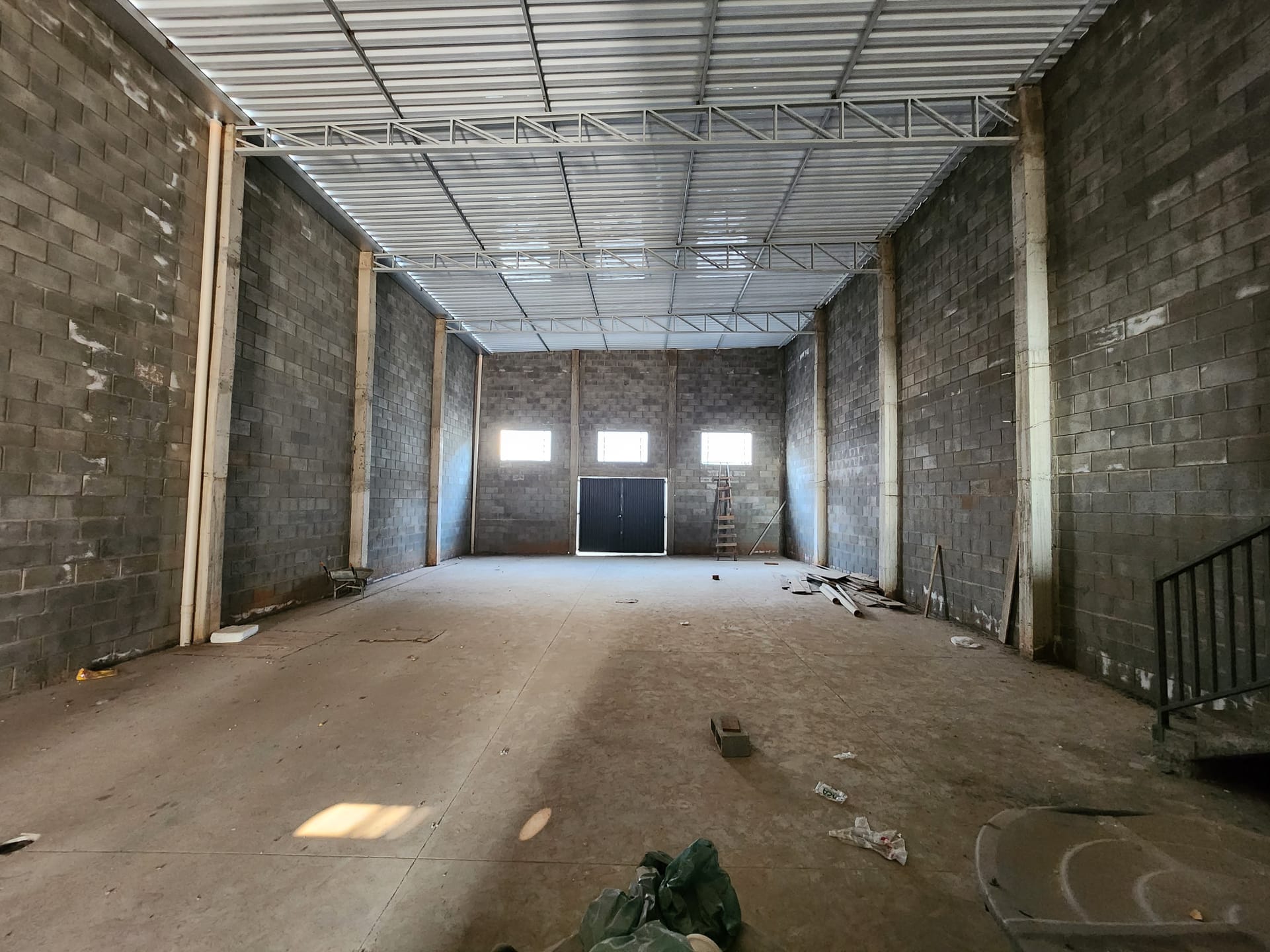 Galpão / Barracão para aluguel no Jardim Santa Alice: 