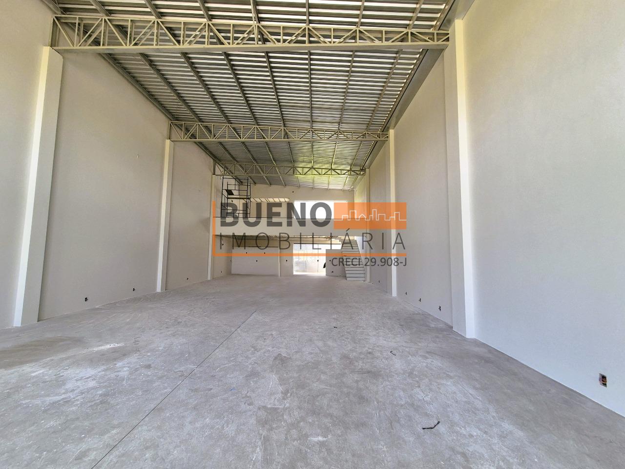 Galpão / Barracão para aluguel no Jardim Alphacenter: 