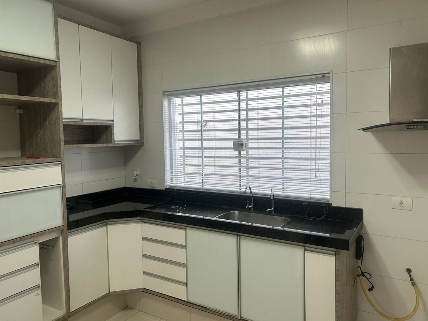 Casa para aluguel no Jardim Dulce: 