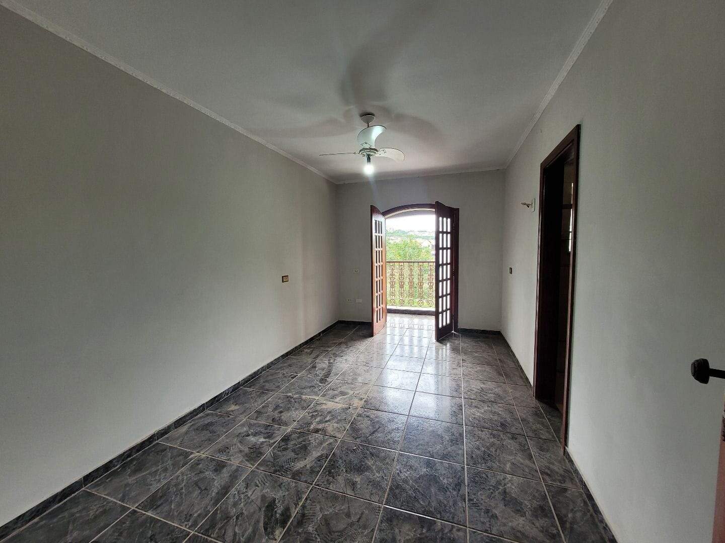 Casa para aluguel no Jardim Vista Alegre: 