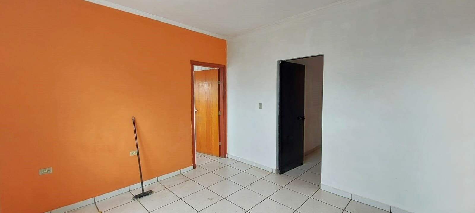 Casa para aluguel no Vila Linópolis I: 