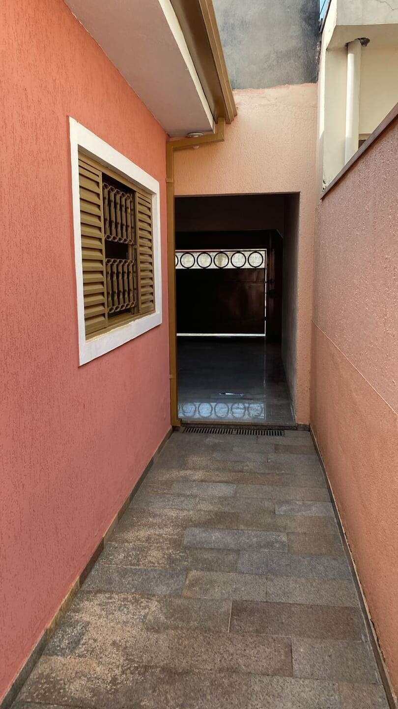 Casa para aluguel no Jardim Esmeralda: 