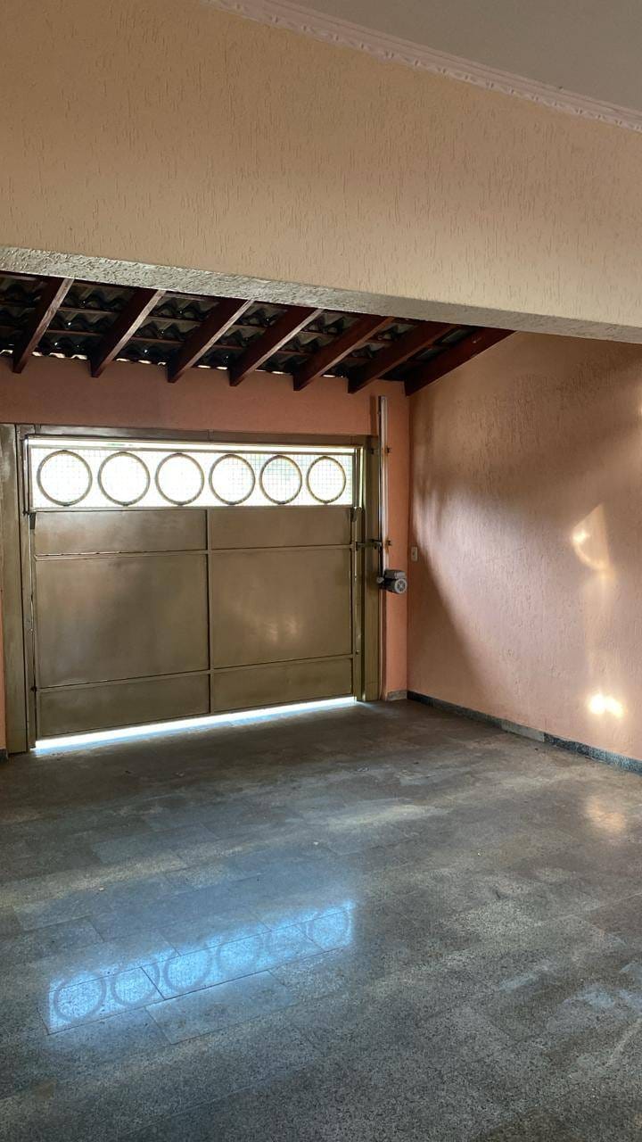 Casa para aluguel no Jardim Esmeralda: 