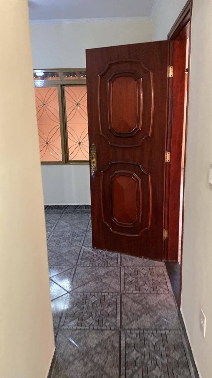 Casa para aluguel no Jardim Esmeralda: 