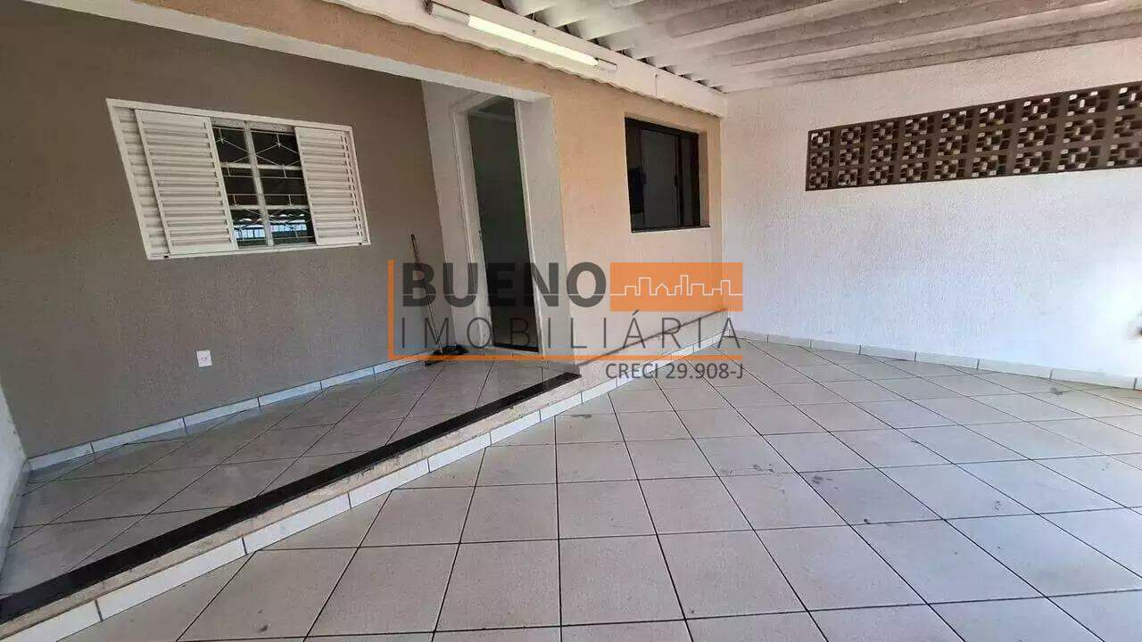 Casa para aluguel no Brieds: 