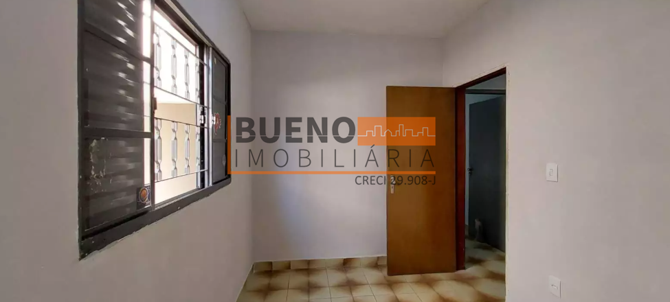 Casa para aluguel no Vila Mollon IV: 