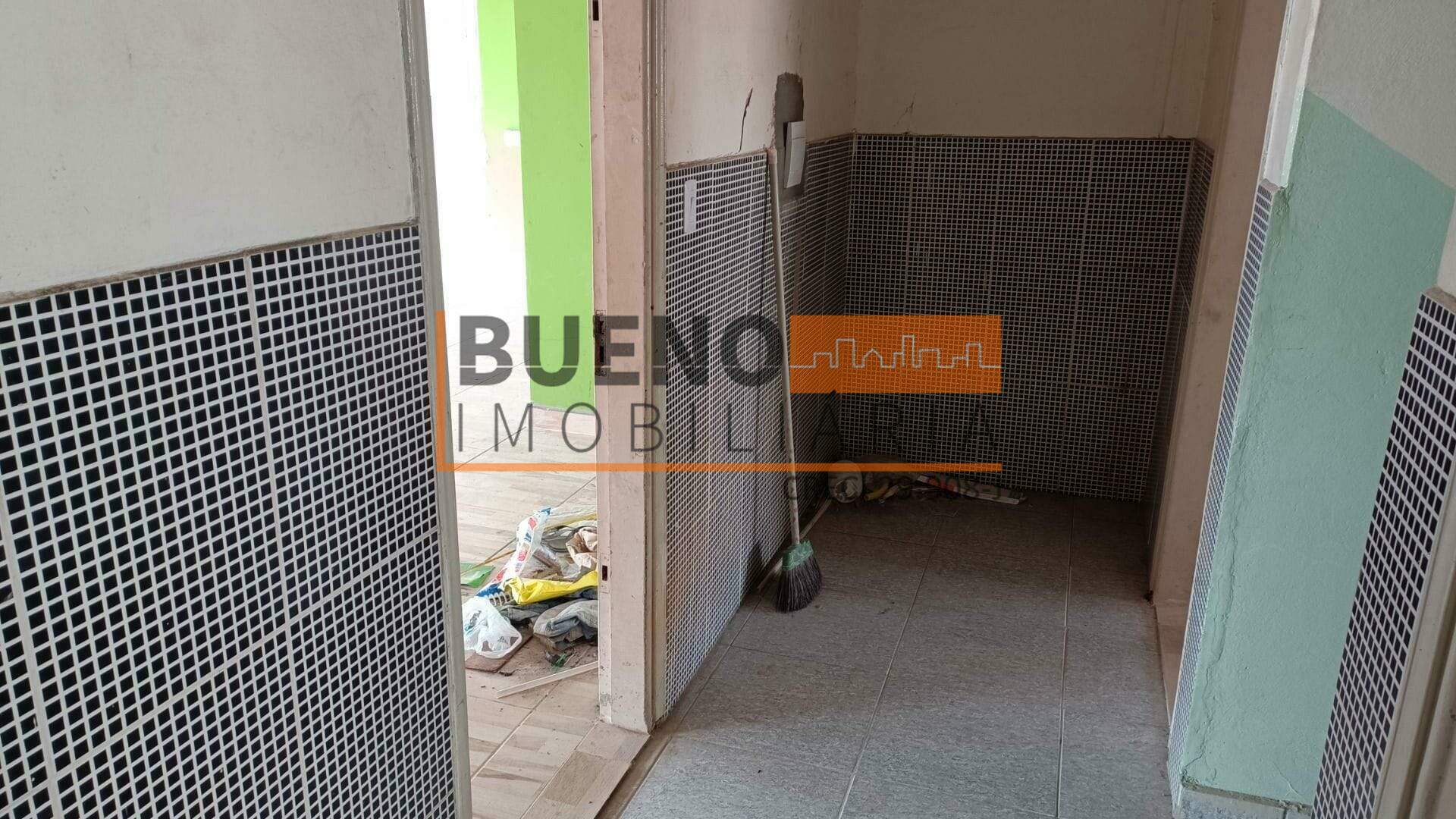 Sala para aluguel no Centro: 